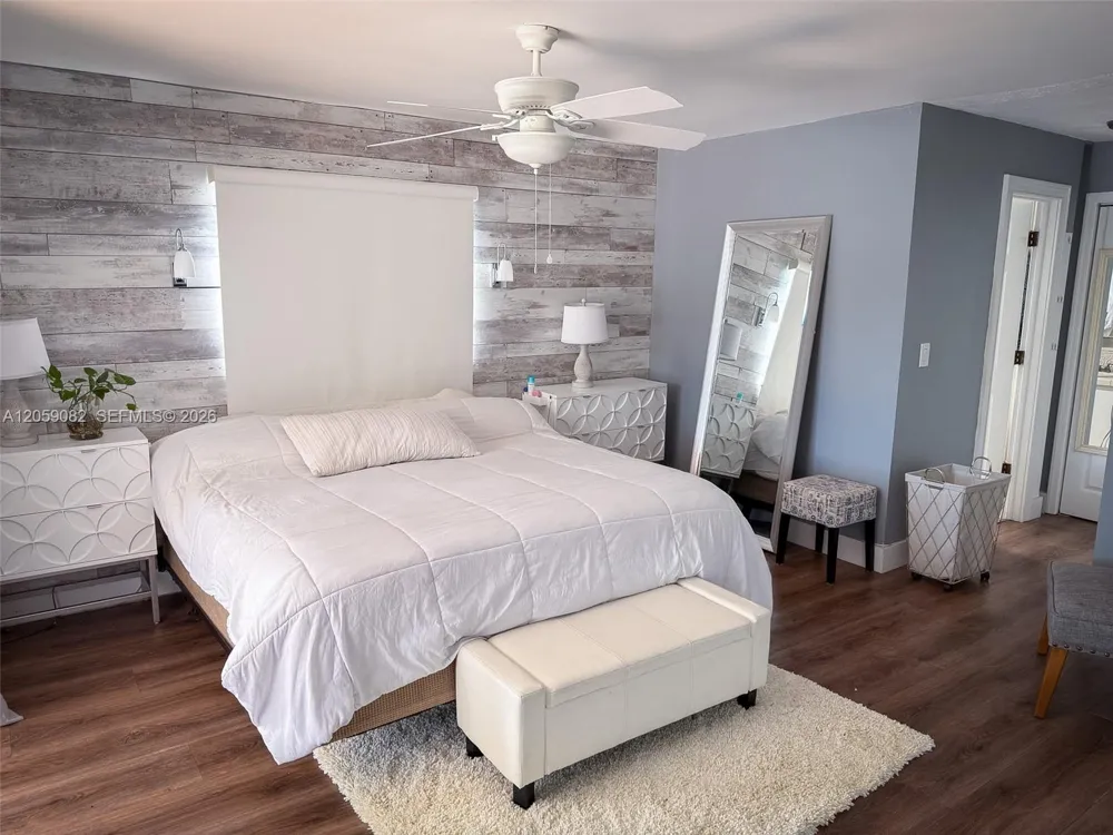 1760 SW 12th St Boca Raton, FL 33486