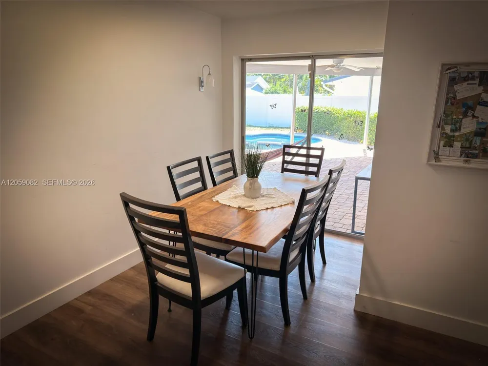 1760 SW 12th St Boca Raton, FL 33486