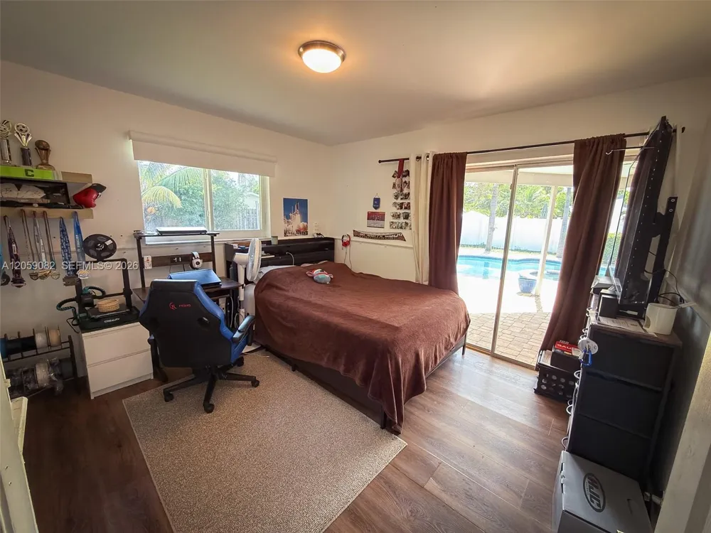 1760 SW 12th St Boca Raton, FL 33486