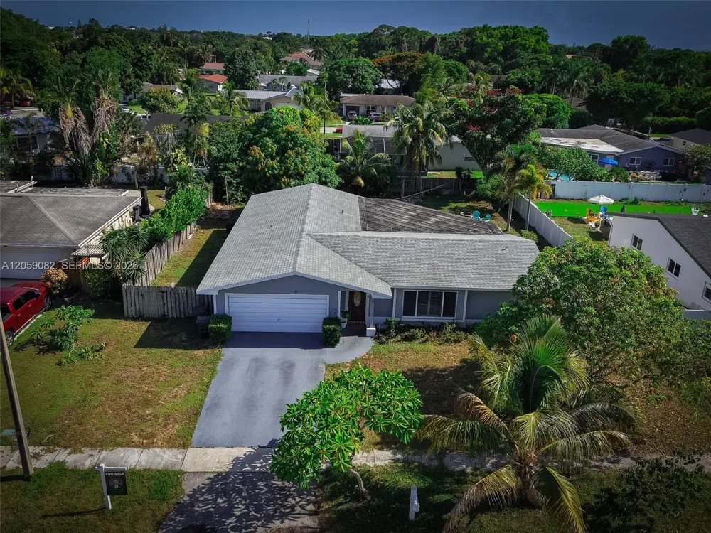1760 SW 12th St Boca Raton, FL 33486
