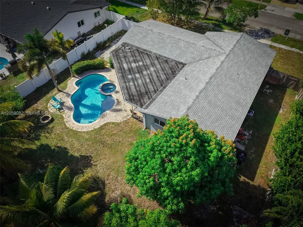 1760 SW 12th St Boca Raton, FL 33486