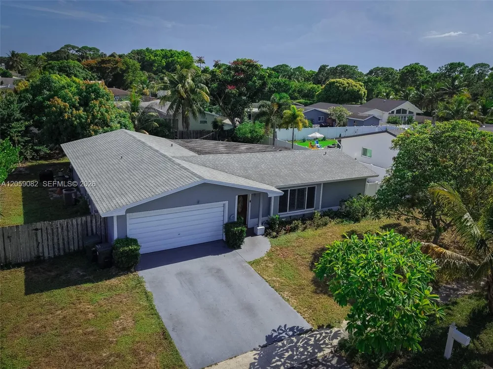 1760 SW 12th St Boca Raton, FL 33486