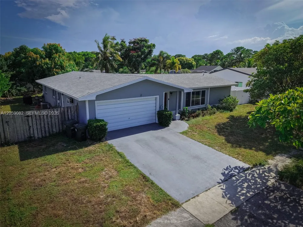 1760 SW 12th St Boca Raton, FL 33486