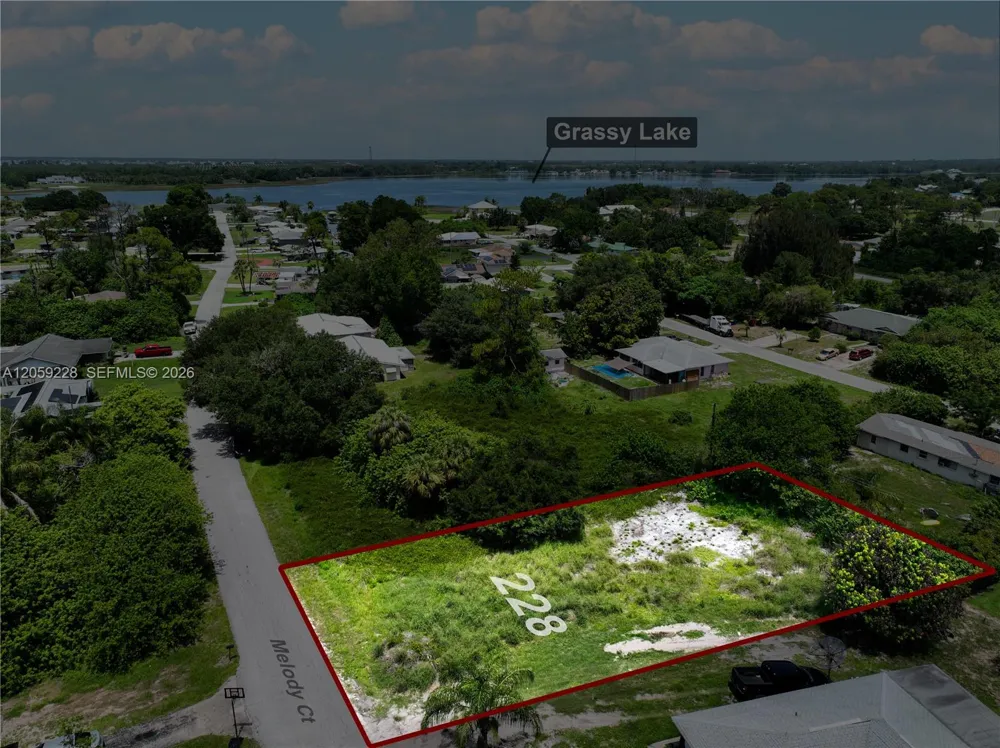 228 MELODY CT Lake Placid, FL 33852