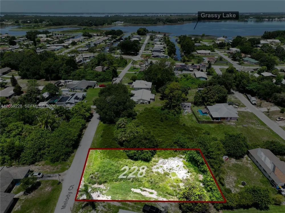 228 MELODY CT Lake Placid, FL 33852