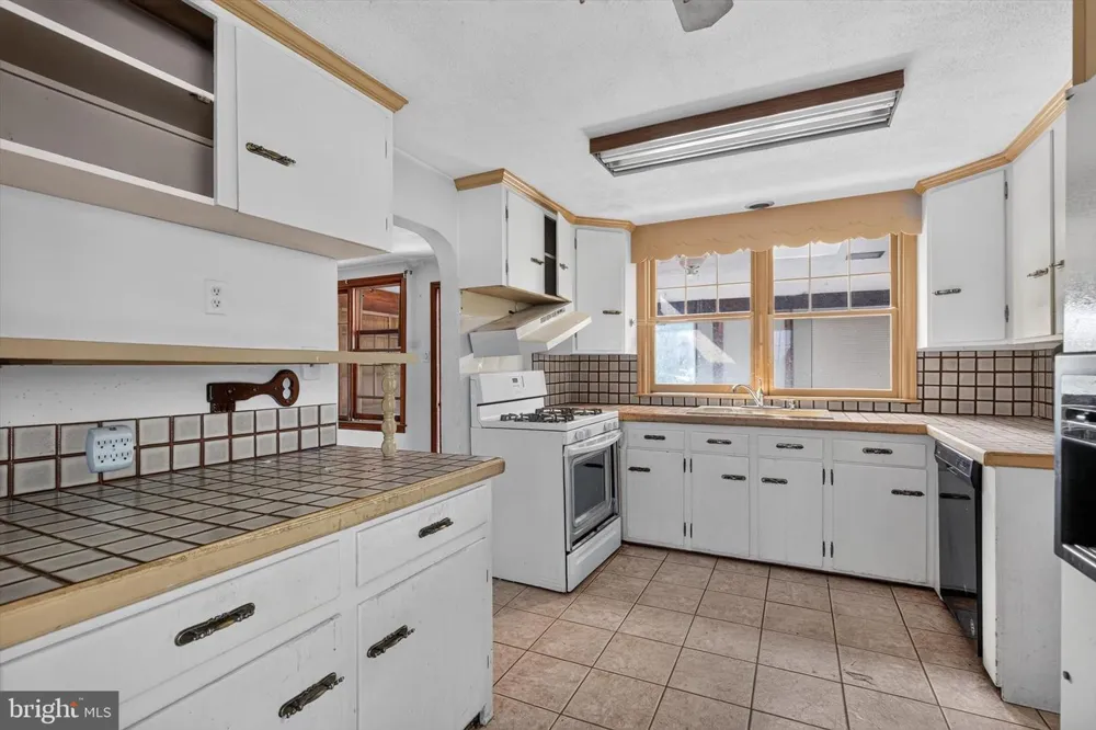 2400 CATHERINE STREET York, PA 17408