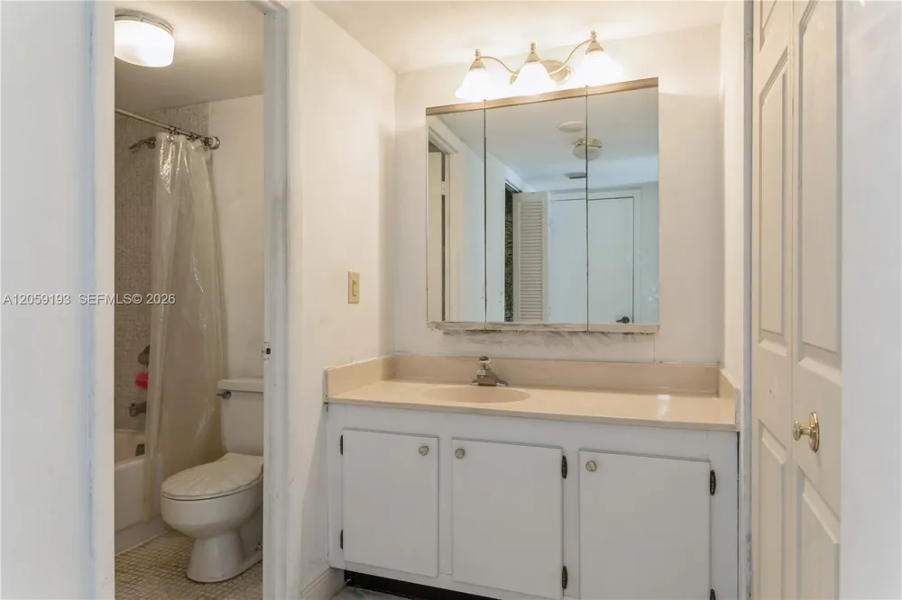 9273 Collins Ave #1101 Surfside, FL 33154
