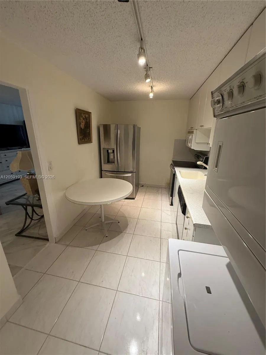 9273 Collins Ave #1101 Surfside, FL 33154