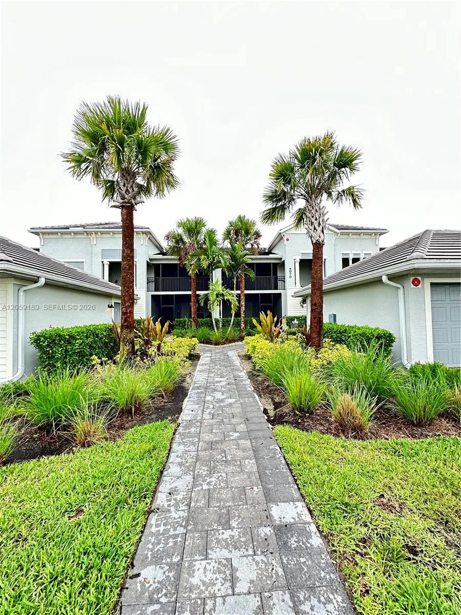 6070 National blvd #215 Ave Maria, FL 34142