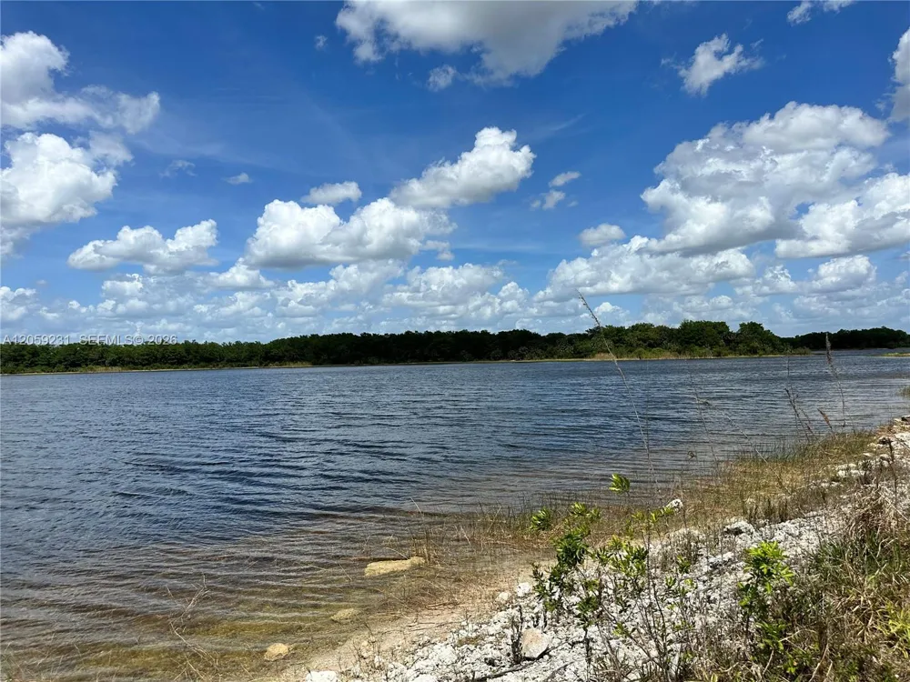 515 Shady hollow blvd W Naples, FL 34120