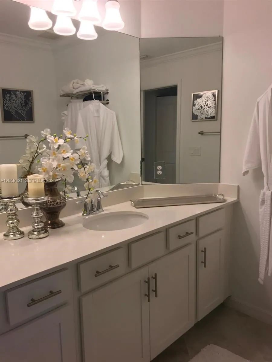 6070 National blvd #215 Ave Maria, FL 34142