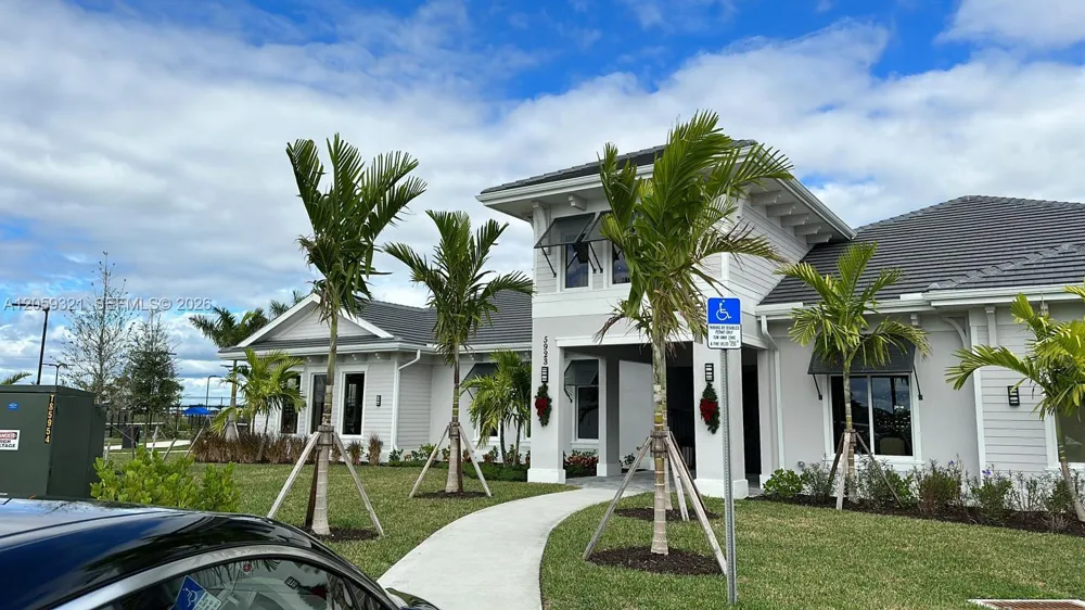 6070 National blvd #215 Ave Maria, FL 34142