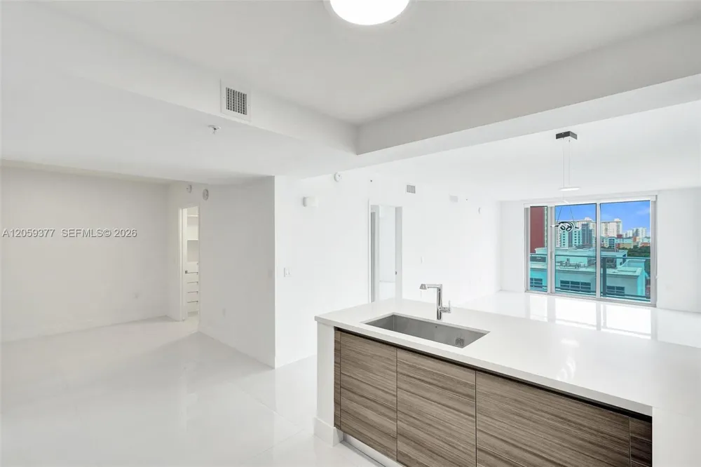 330 Sunny Isles Blvd #5-805 Sunny Isles Beach, FL 33160