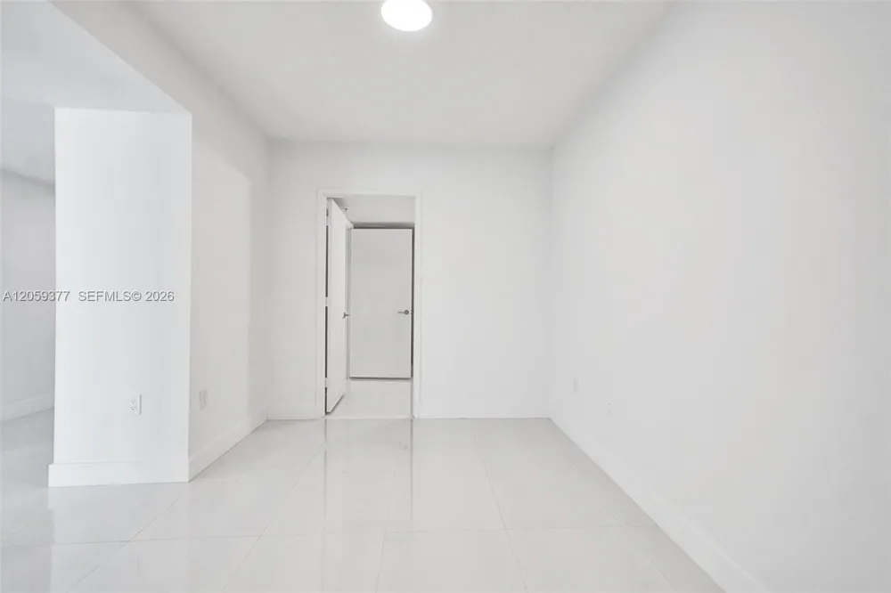 330 Sunny Isles Blvd #5-805 Sunny Isles Beach, FL 33160