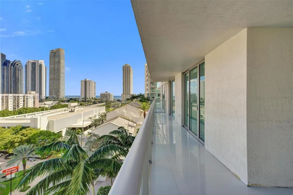 330 Sunny Isles Blvd #5-805 Sunny Isles Beach, FL 33160