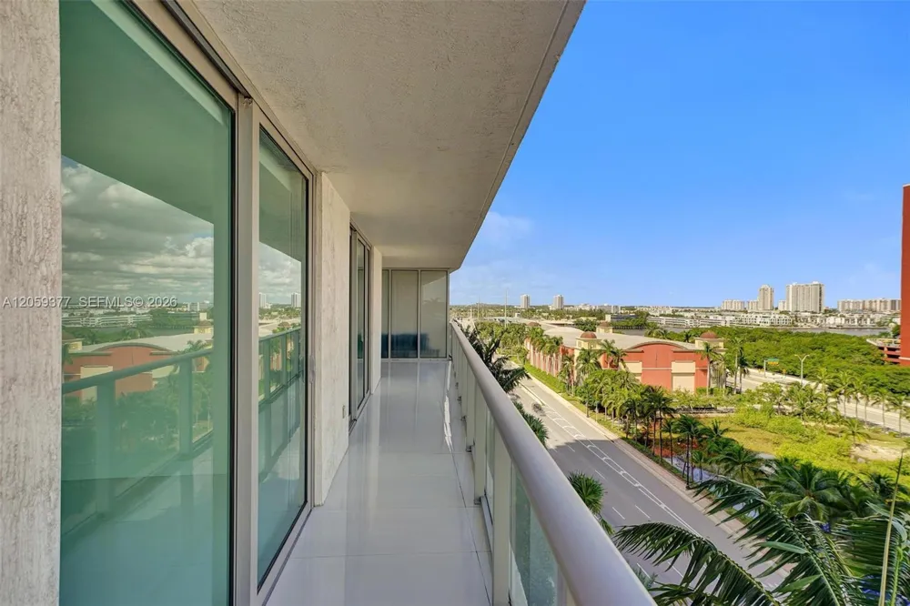 330 Sunny Isles Blvd #5-805 Sunny Isles Beach, FL 33160