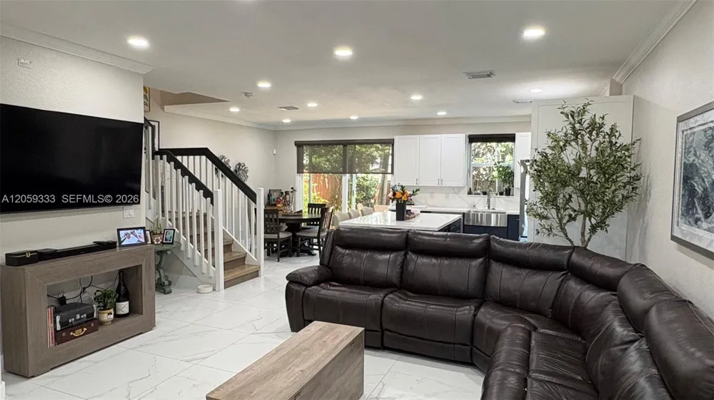 11623 NW 78th St Doral, FL 33178