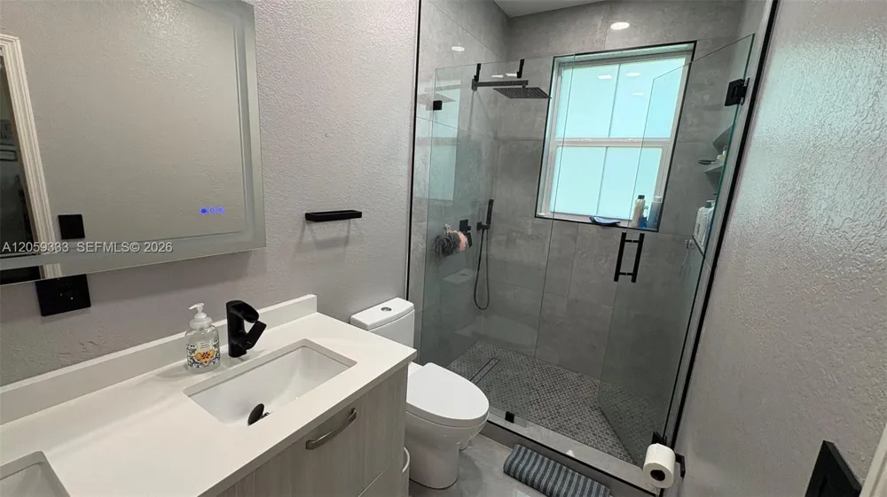 11623 NW 78th St Doral, FL 33178