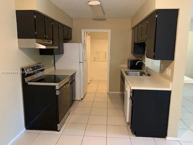 3904 NW Cinnamon Tree Cir Jensen Beach, FL 34957