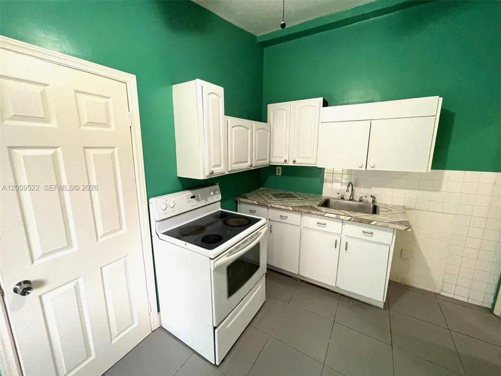 266 NW 32nd St Miami, FL 33127