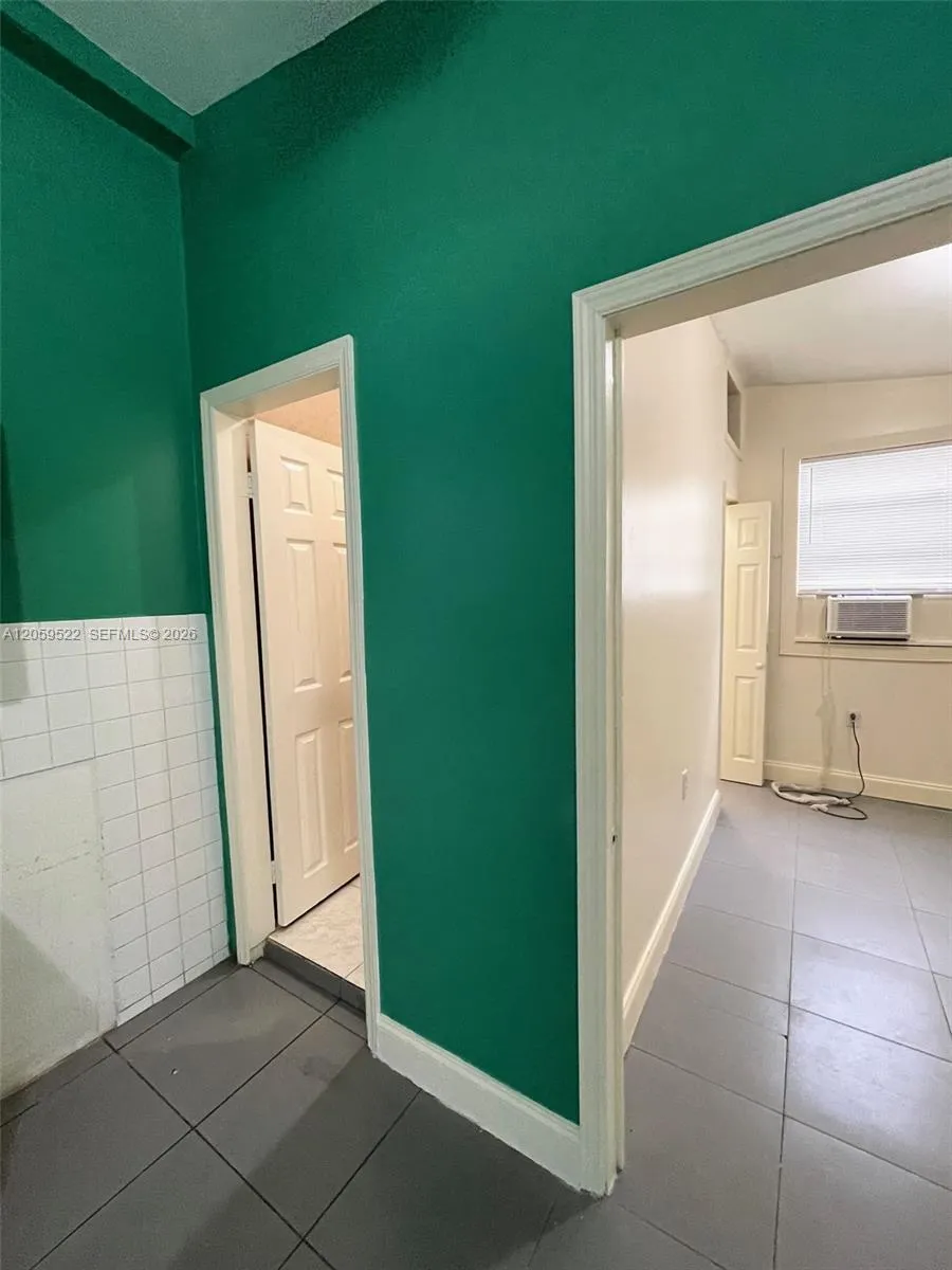 266 NW 32nd St Miami, FL 33127
