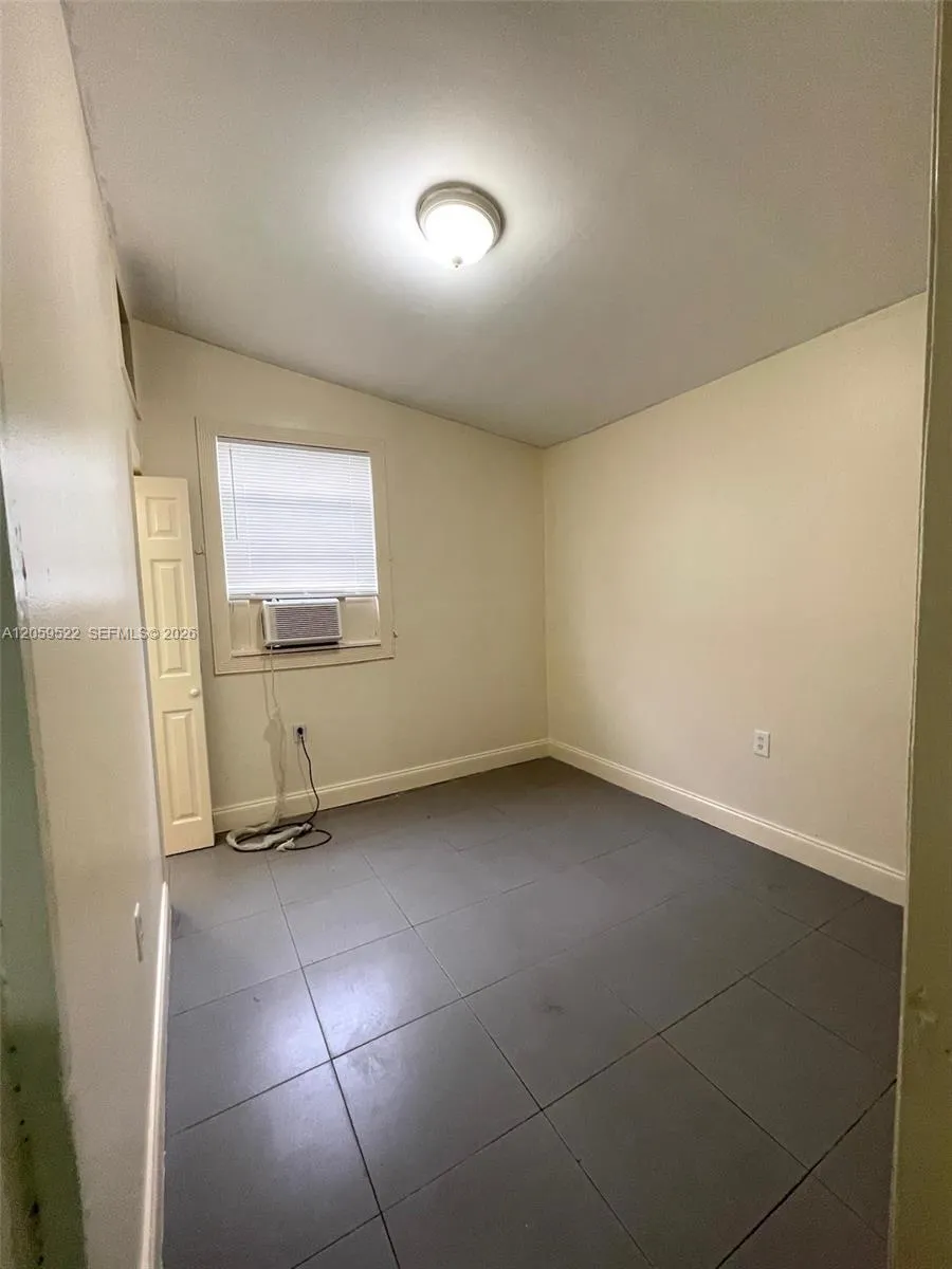 266 NW 32nd St Miami, FL 33127
