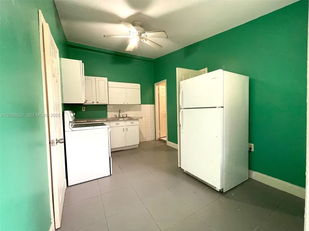 266 NW 32nd St Miami, FL 33127