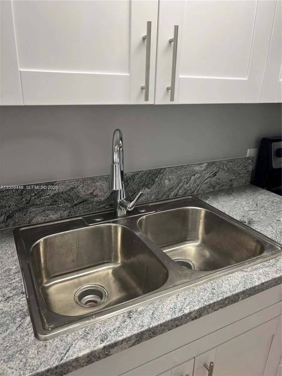 645 W 68th St #645 Hialeah, FL 33014
