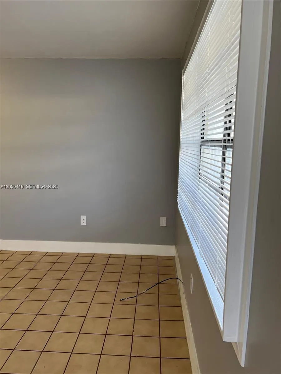 645 W 68th St #645 Hialeah, FL 33014