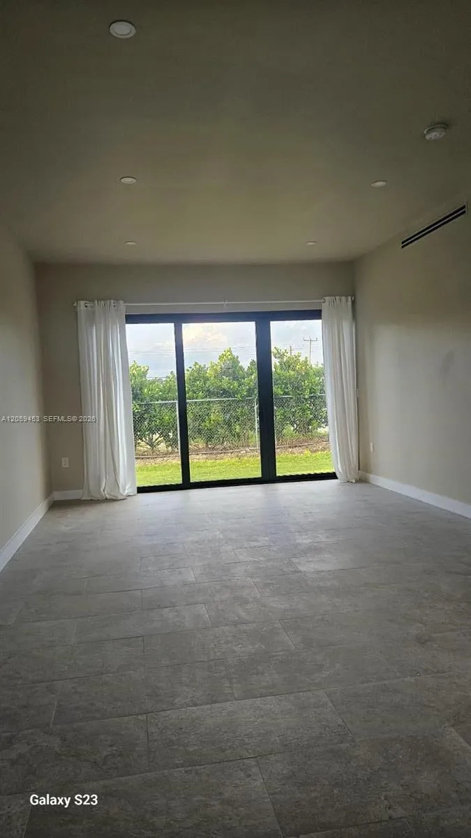 21263 SW 234th St #2 Homestead, FL 33031