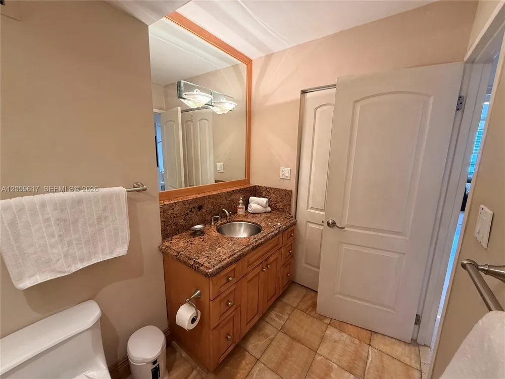 100 Lincoln Rd #1631 Miami Beach, FL 33139