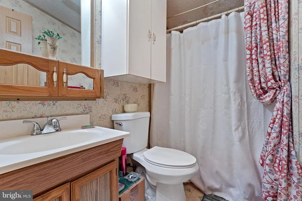 217 HOLLY COURT Bear, DE 19701
