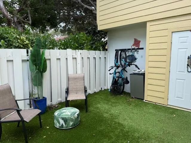 226 Seabreeze Circle Jupiter, FL 33477