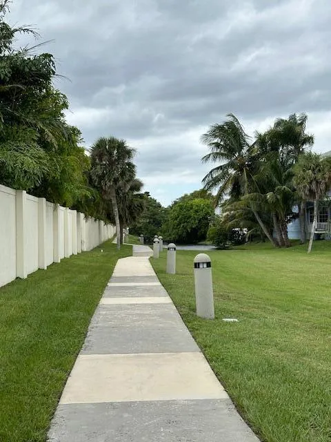 226 Seabreeze Circle Jupiter, FL 33477