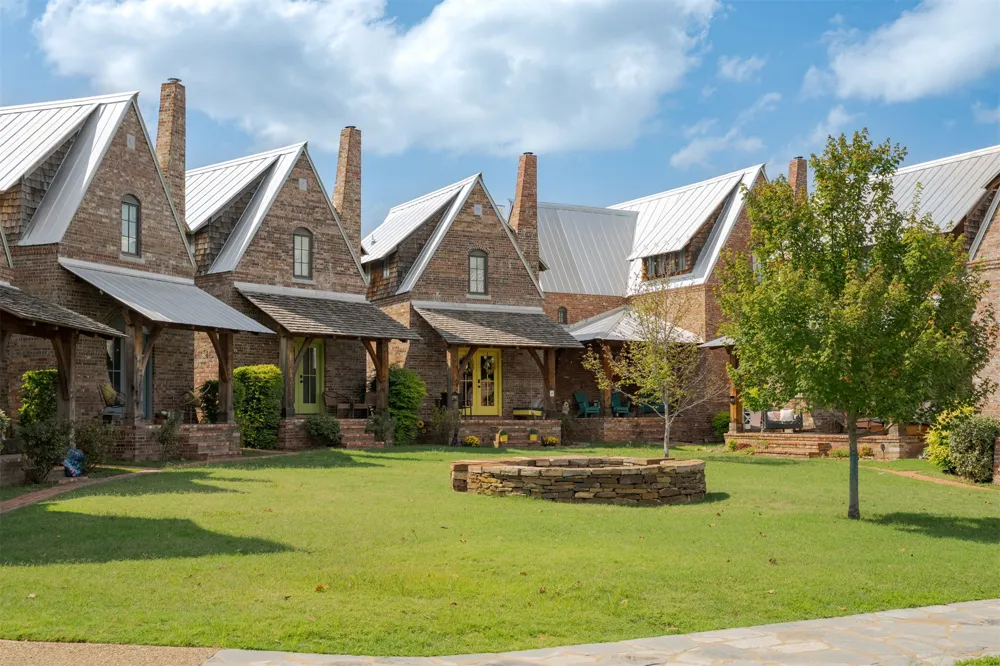 43 Redbud Street #A Carlton Landing, OK 74432
