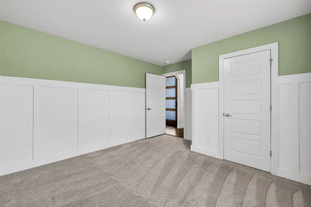 421 E 127th Place S Jenks, OK 74037