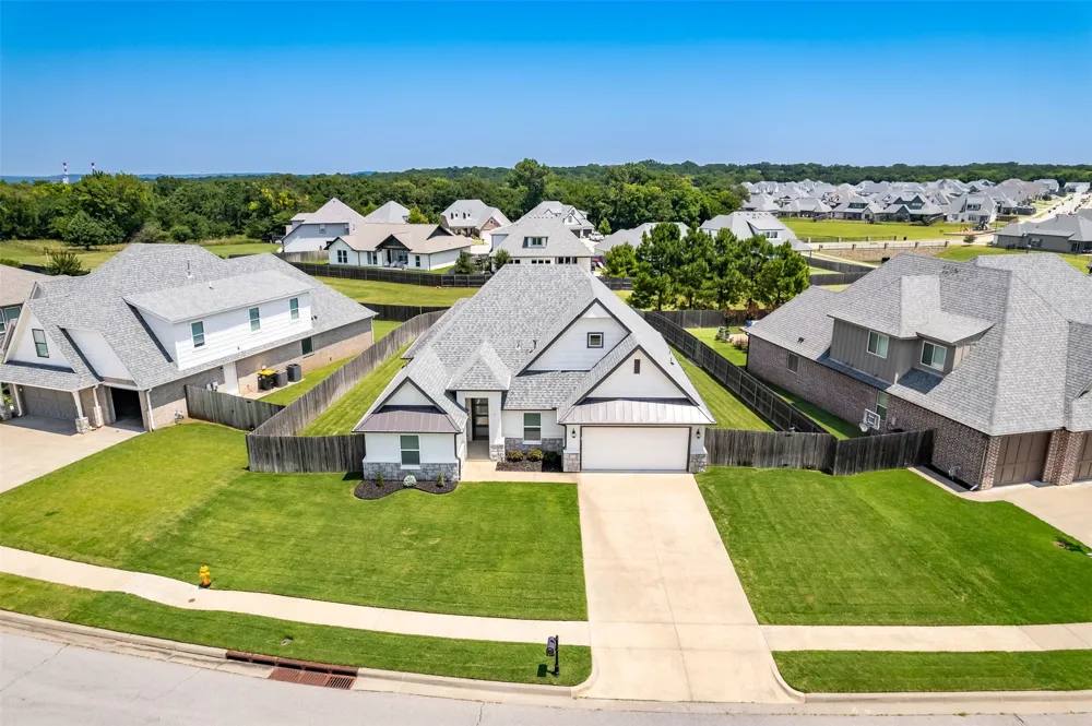 421 E 127th Place S Jenks, OK 74037