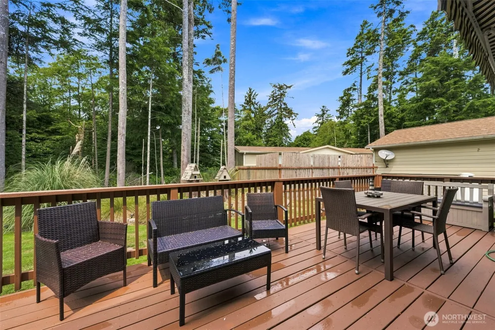 247 Fisher Avenue NE Ocean Shores, WA 98569