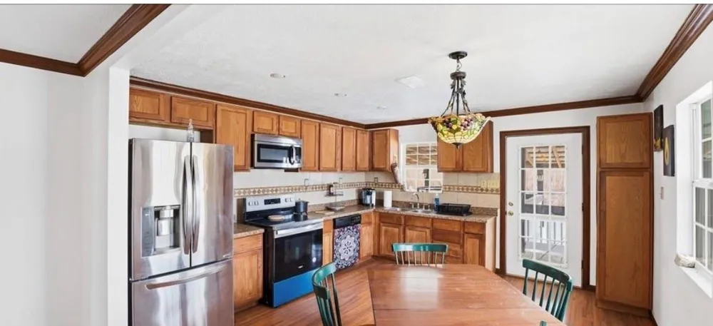 370 County Road 1333 Liberty, TX 77575