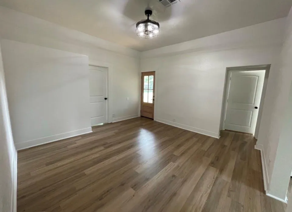 1219 5th St Rosenberg, TX 77471