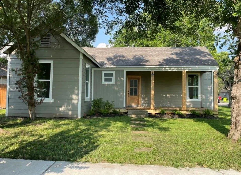 1219 5th St Rosenberg, TX 77471