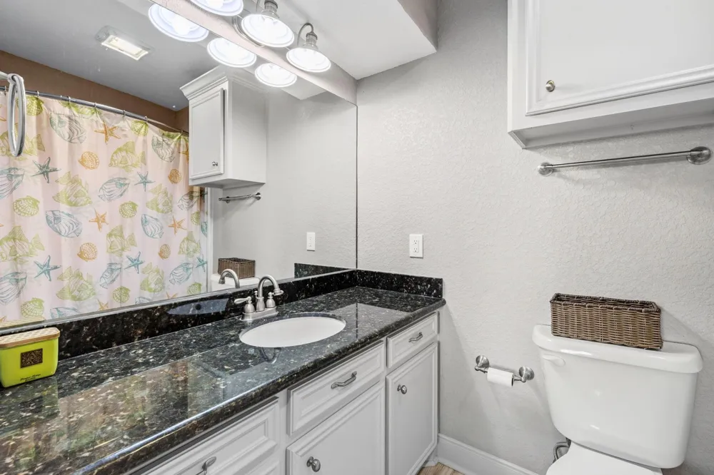 291 Private Road 670 Matagorda, TX 77457