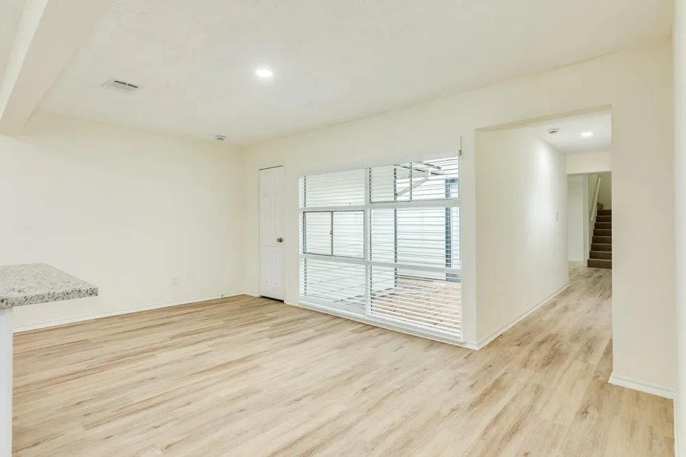 408 Gardenia Street Lake Jackson, TX 77566