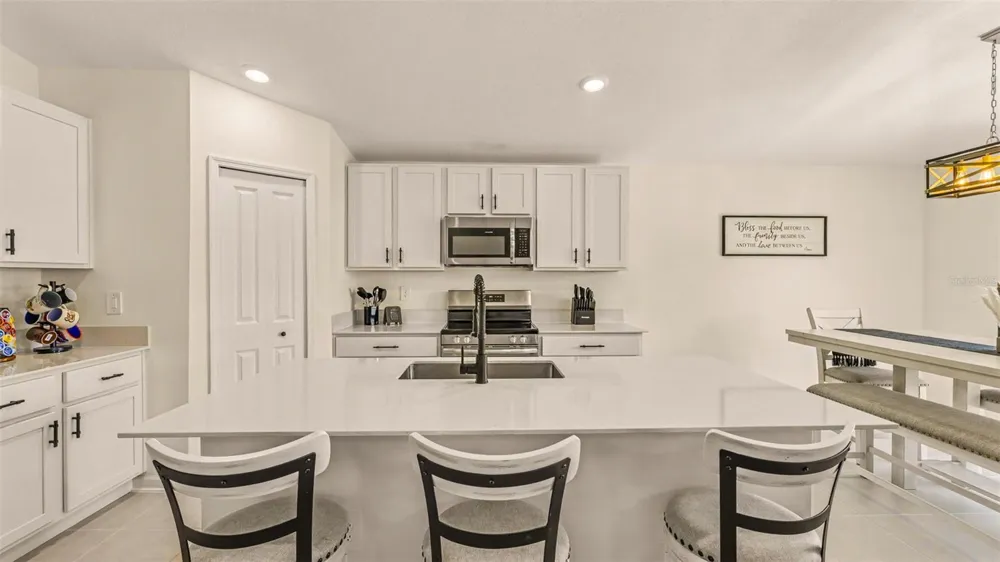 3012 TOTEM ROAD Eagle Lake, FL 33839