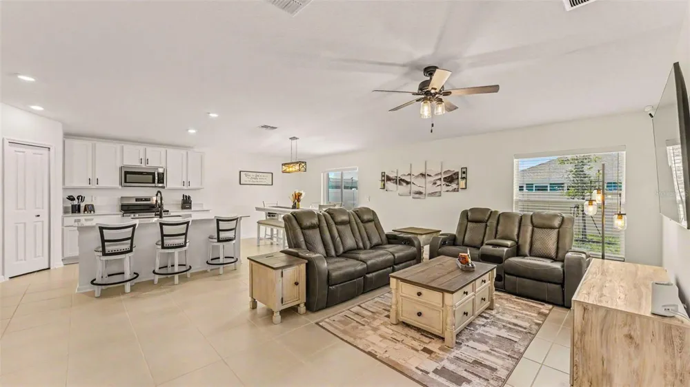 3012 TOTEM ROAD Eagle Lake, FL 33839
