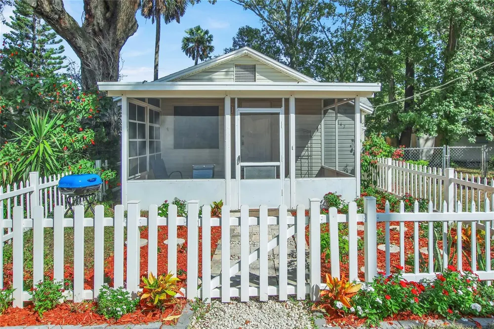 847 JASMINE AVENUE Holly Hill, FL 32117