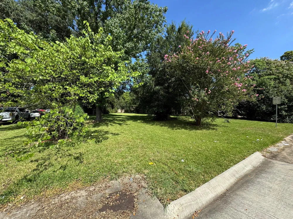 5414 Lorraine Drive Baytown, TX 77521
