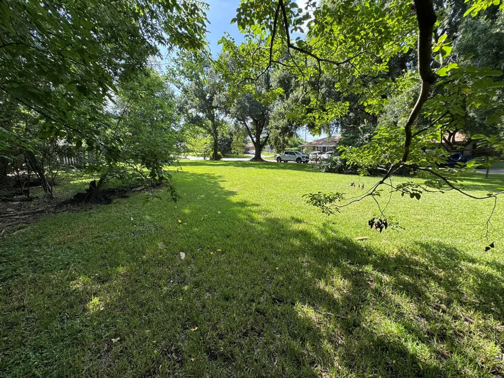 5414 Lorraine Drive Baytown, TX 77521