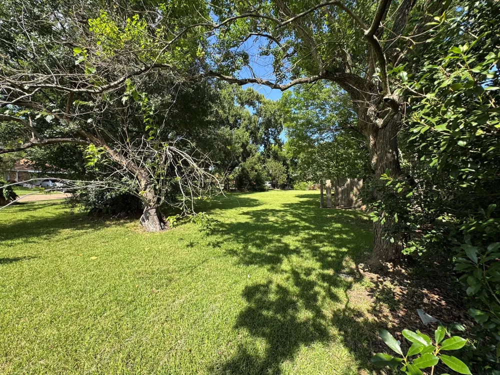 5414 Lorraine Drive Baytown, TX 77521