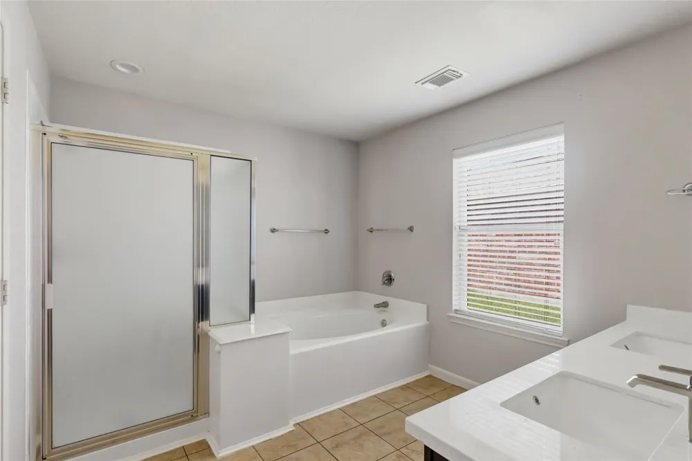 2822 Foster Hill Drive Kingwood, TX 77345